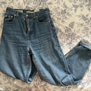 Levi’s high loose taper